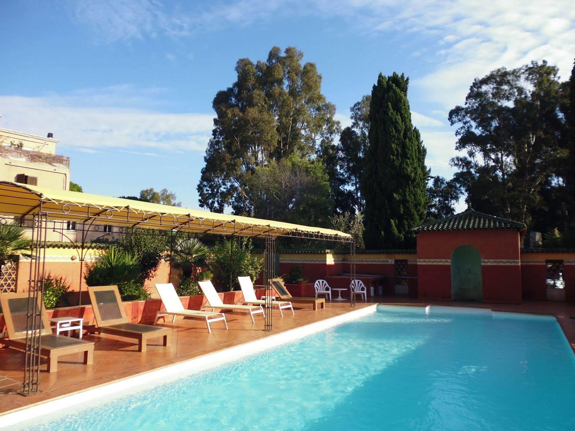 Hotel Cyrnea Calvi  Luaran gambar