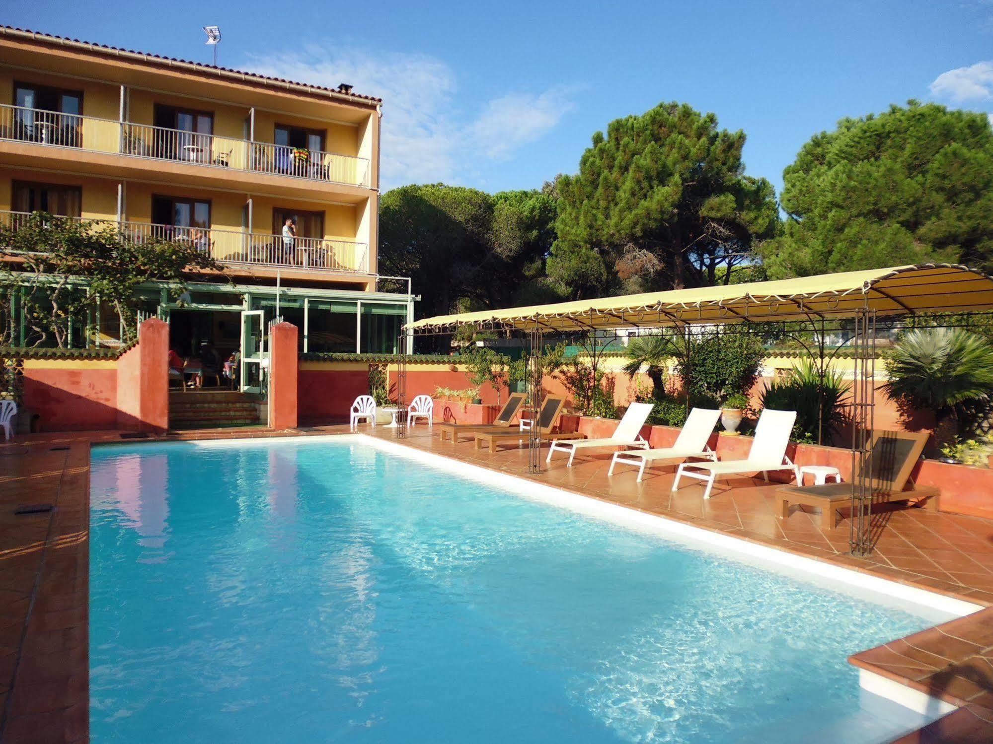Hotel Cyrnea Calvi  Luaran gambar