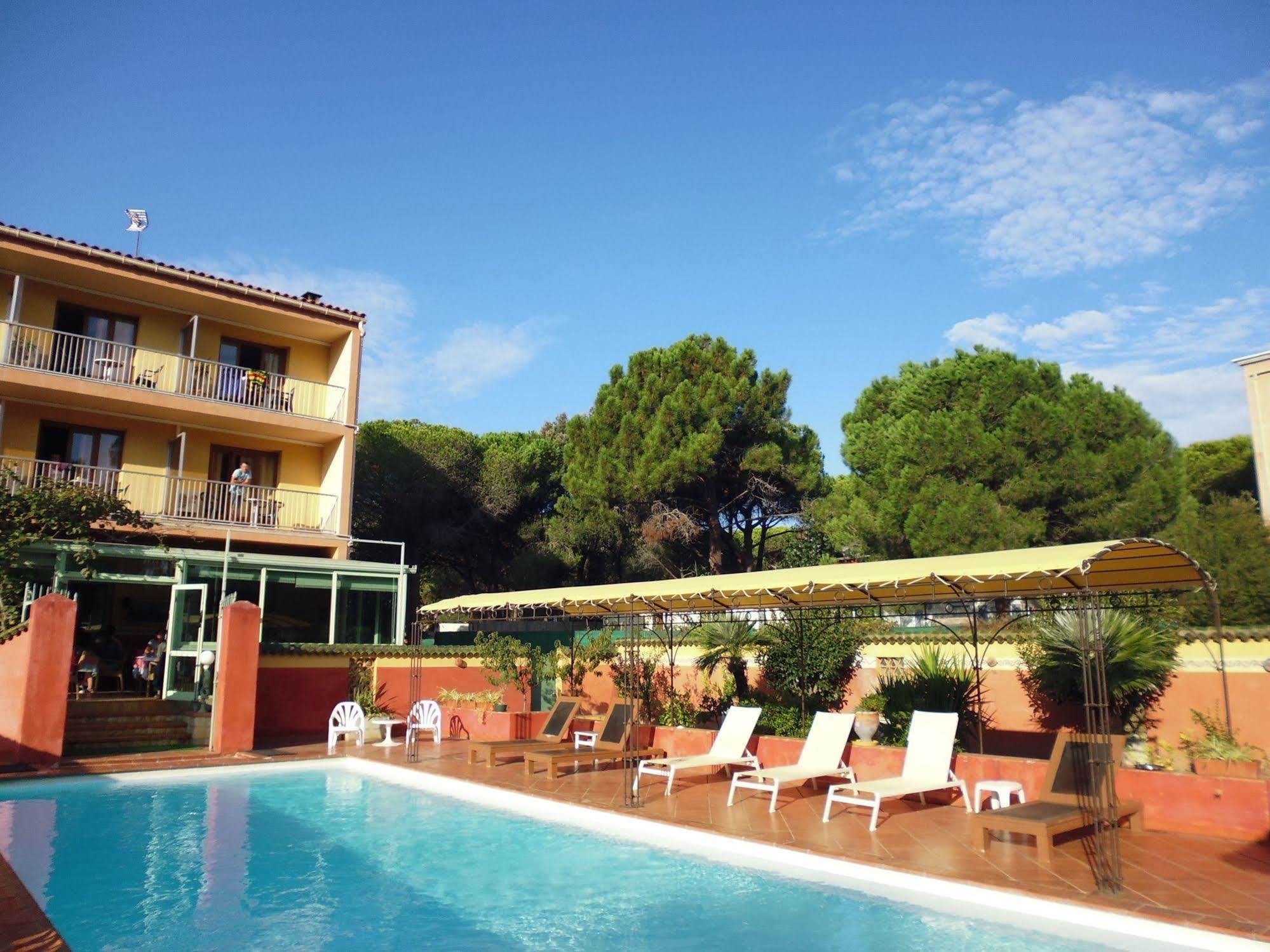 Hotel Cyrnea Calvi  Luaran gambar